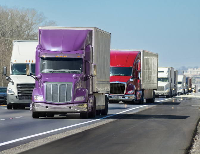 Can Trucks Drive in the Left Lane in the Tampa Bay Area?