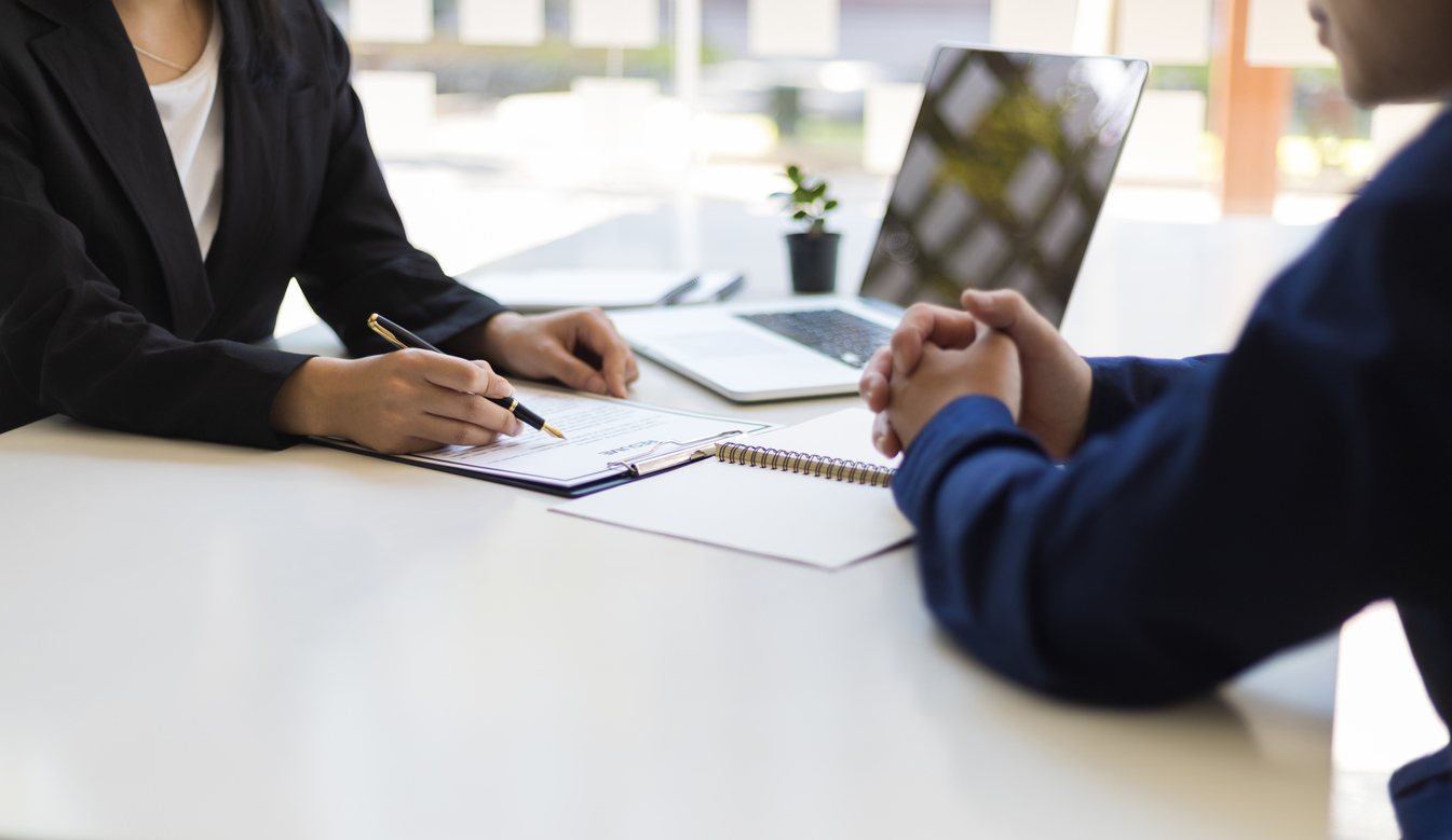 How Much Does a Tampa Personal Injury Lawyer Cost