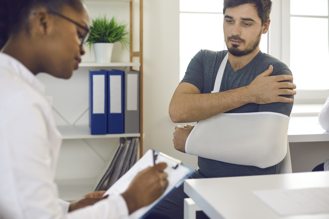 When Should I Go to the Doctor After a Car Accident in St. Petersburg?